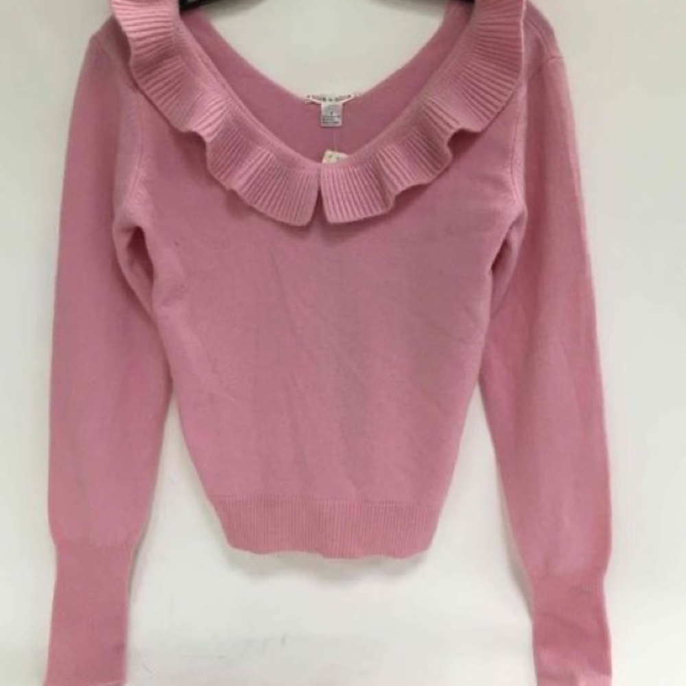 Alice + Olivia 100% Cashmere sweater